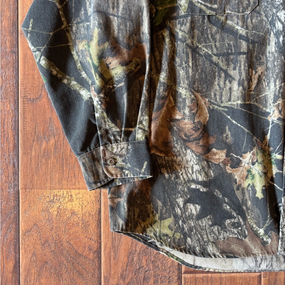 Vintage 90s Jerzees Mossy Oak Button-Up - Picture 5 of 6
